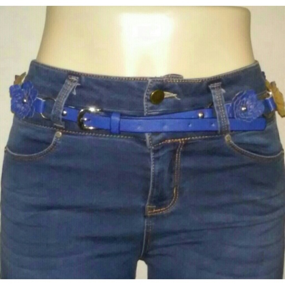 Blue Linked Flower Belt - Picture 2 of 3